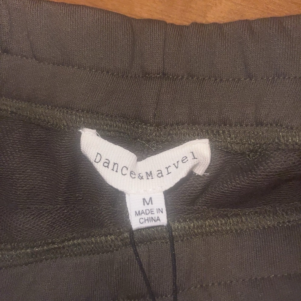 NEW‎ DANCE & MARVEL WOMENS Olive Jogger Sweatpants w/ Knit Cuffs Size Small - Picture 10 of 12